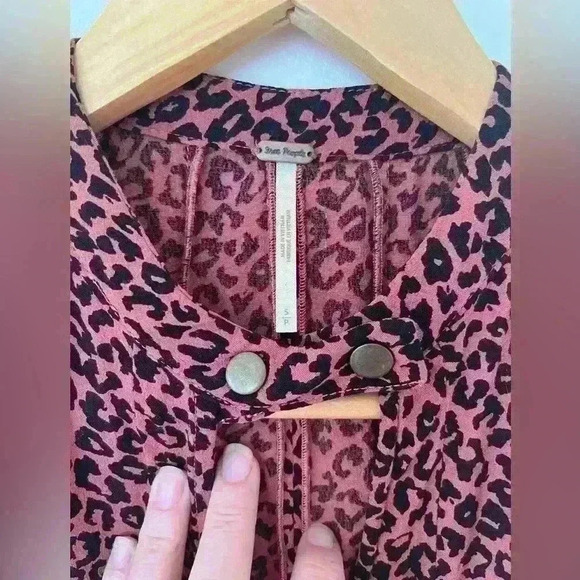 Free  people say you will tunic top , sz small - Picture 4 of 7